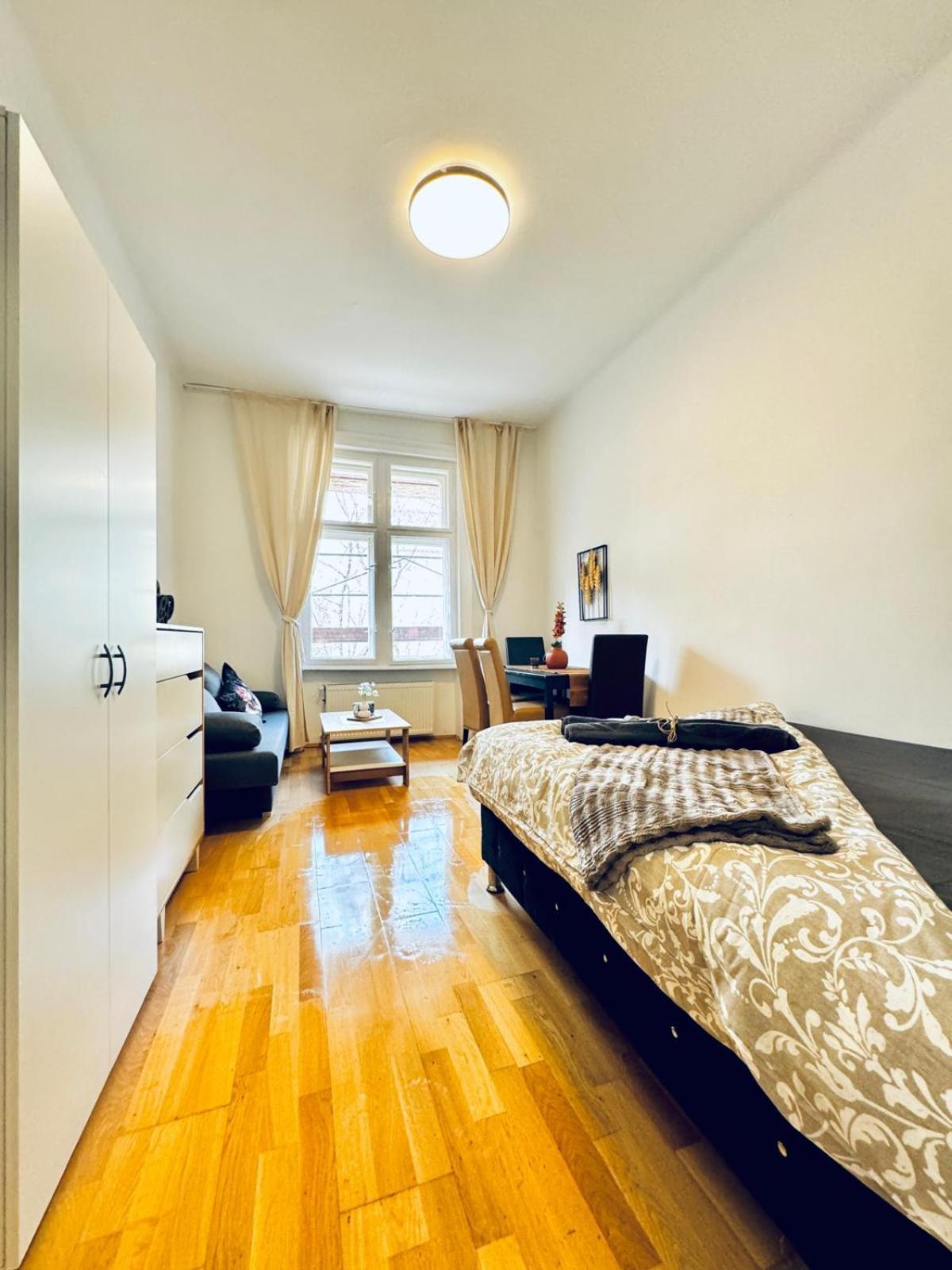 Lovely 2br For 5people, Only 17 Minute Walk To Schoenbrunn Apartamento *